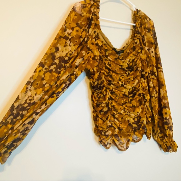 Jane and Delancey Floral Ruched Blouse in Brown and Yellow - Picture 4 of 11